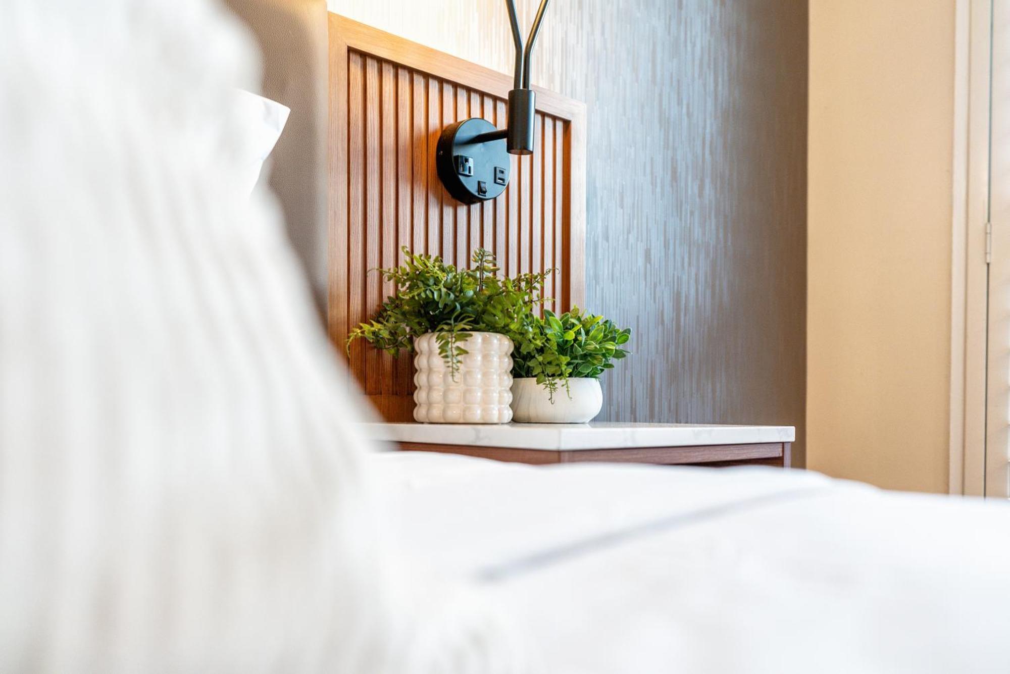 Lyfe Inn & Suites By Aga - Beverly Hills Лос Анджелис Екстериор снимка